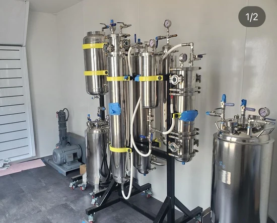 10 pound butane extraction machine manufactured by C1D1 Labs